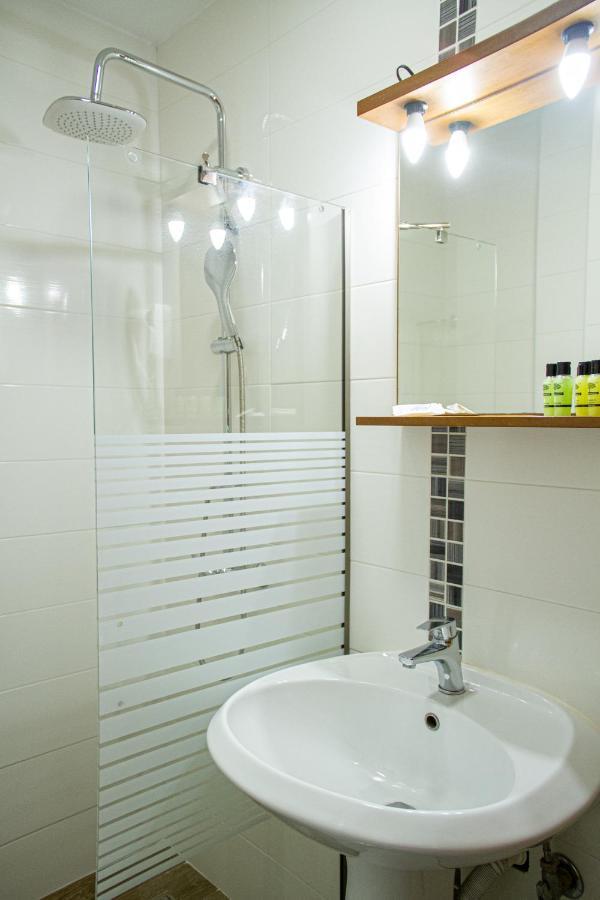 Hotel Rodon Paralia Katerinis Luaran gambar