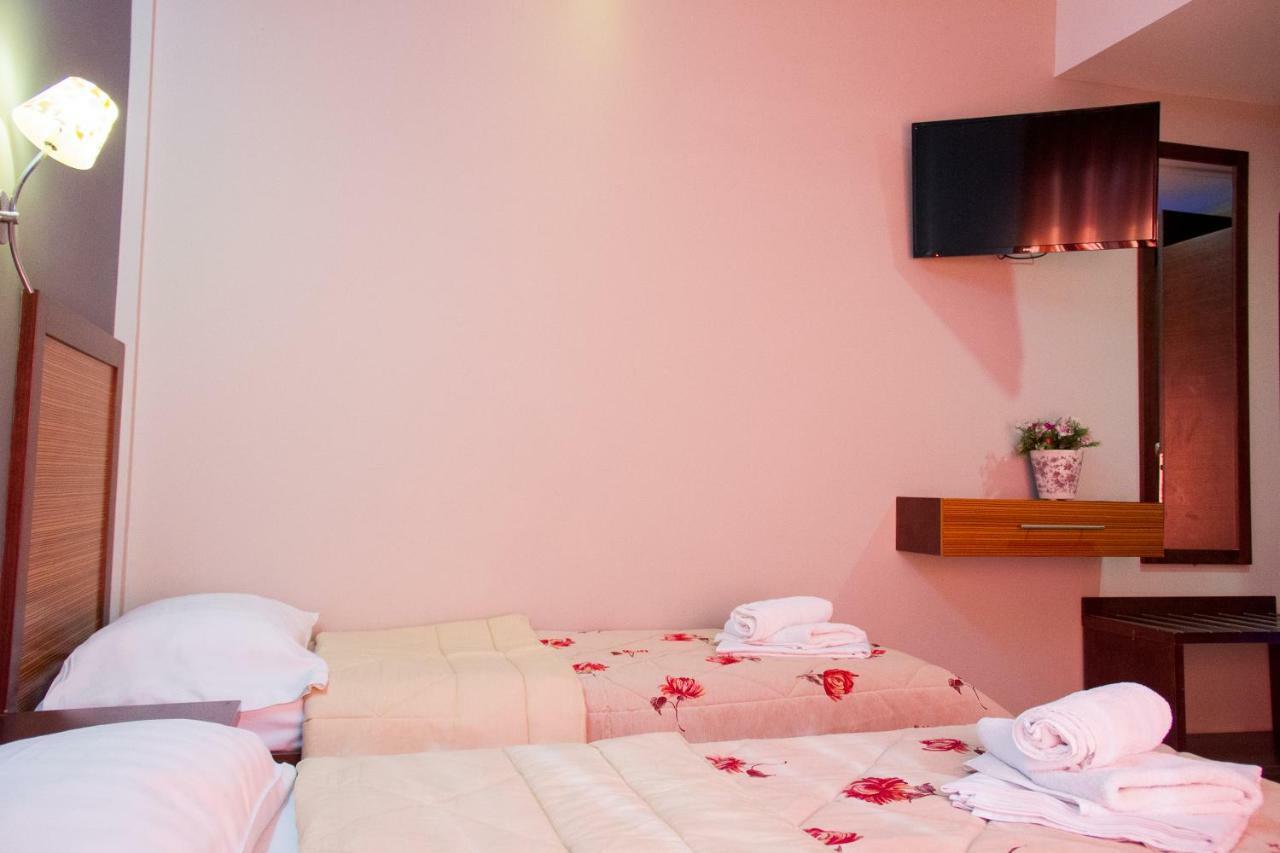 Hotel Rodon Paralia Katerinis Luaran gambar
